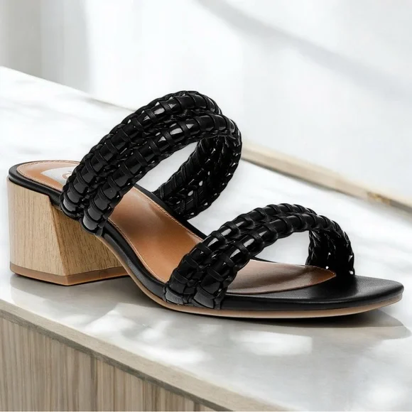 NWT | Dolce Vita Black Cushioned Memory Foam Lightweight Santana Sandal - Size 8 - Picture 2 of 9